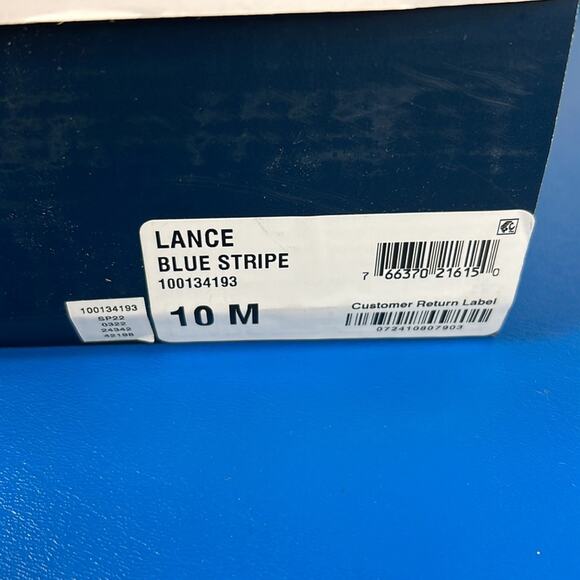 Club Room Lance Lace up Sneaker Stripe Color Blocked - 10 - New in box - Picture 8 of 8